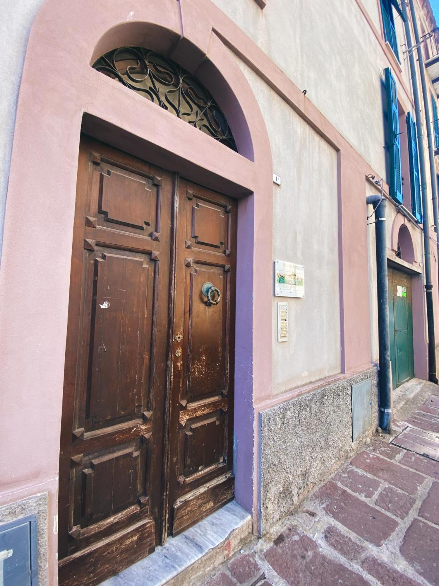 Hotel Tra I Due Ponti Bosa Exteriér fotografie