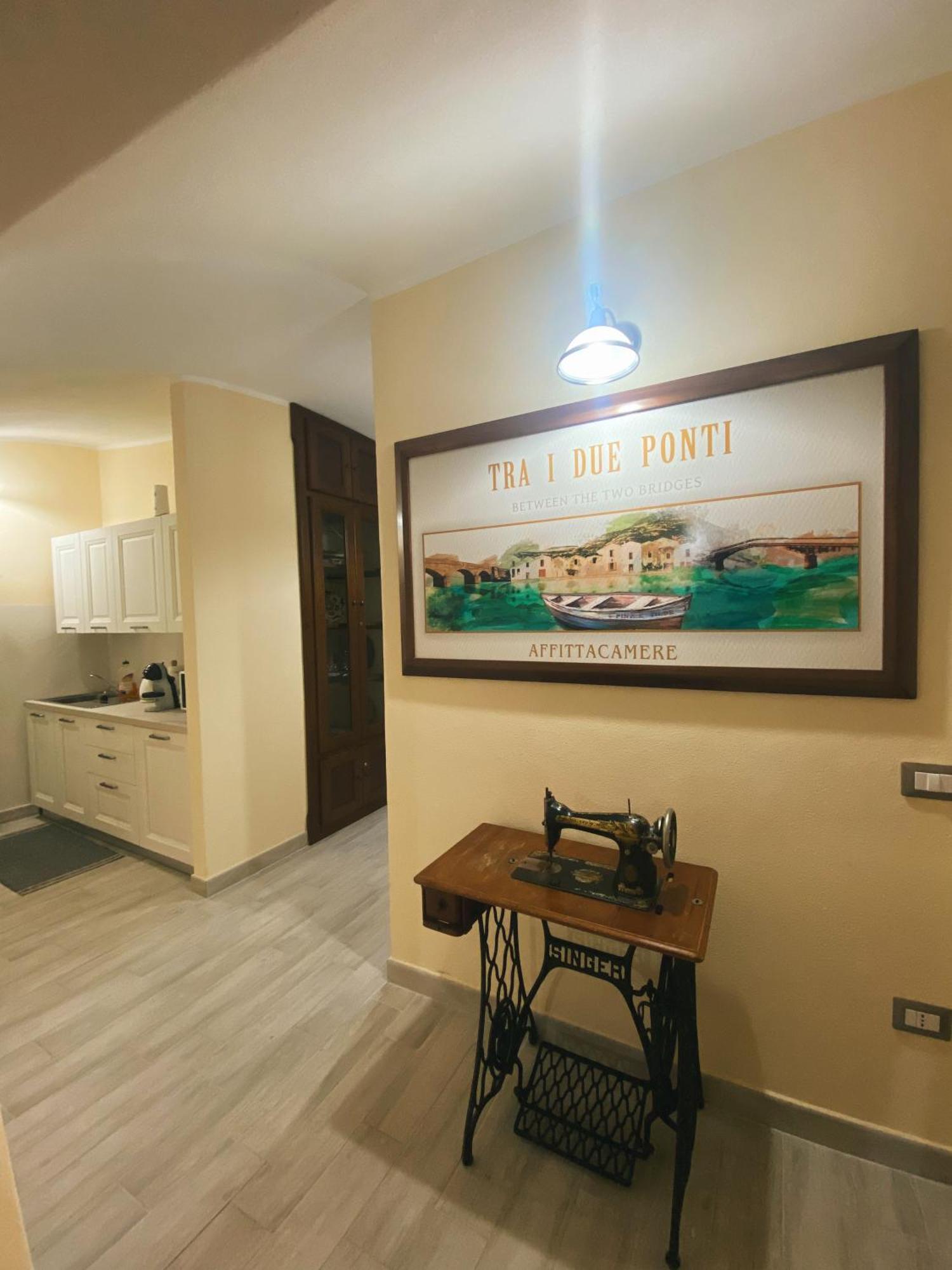 Hotel Tra I Due Ponti Bosa Exteriér fotografie