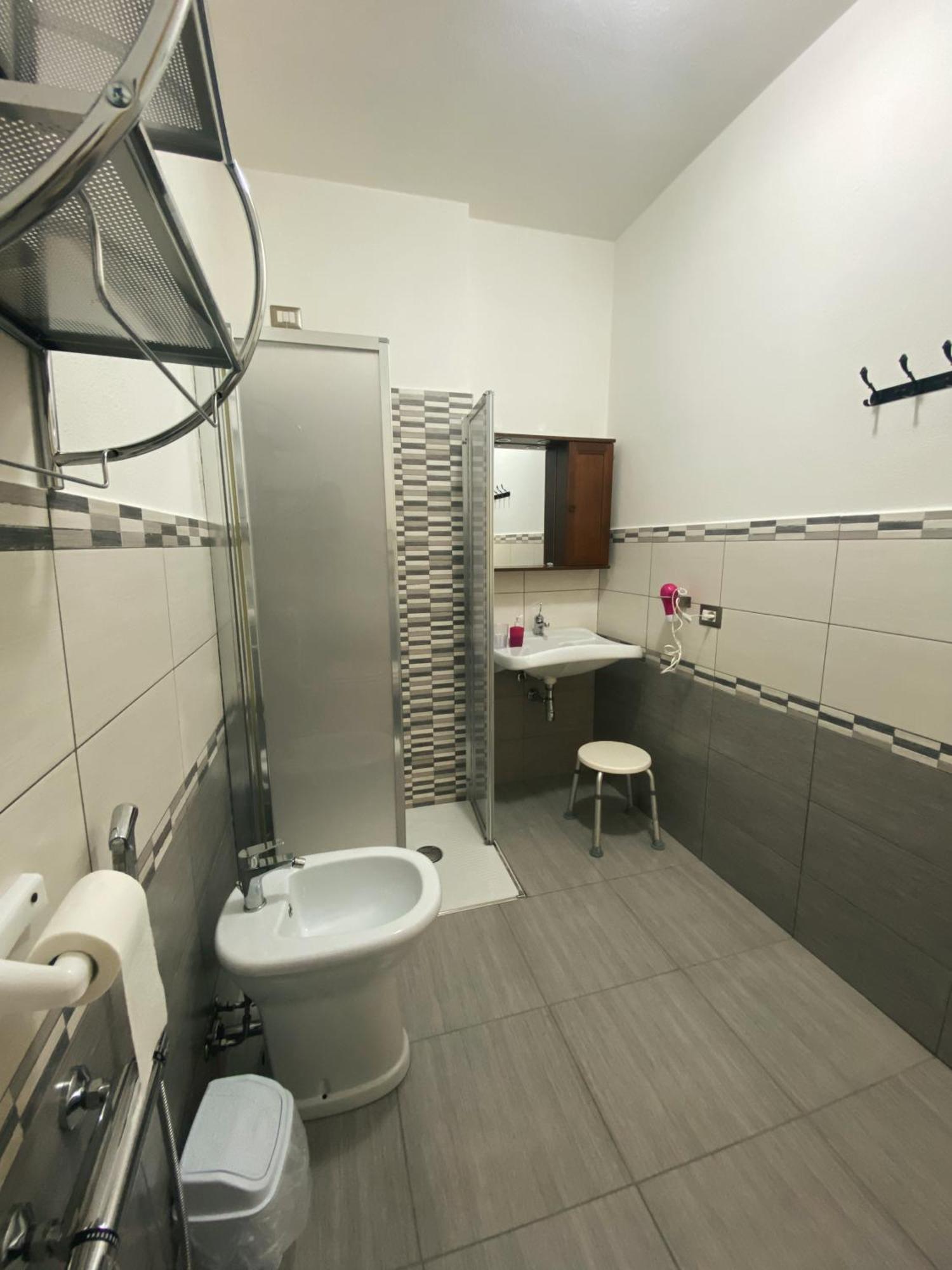 Hotel Tra I Due Ponti Bosa Exteriér fotografie