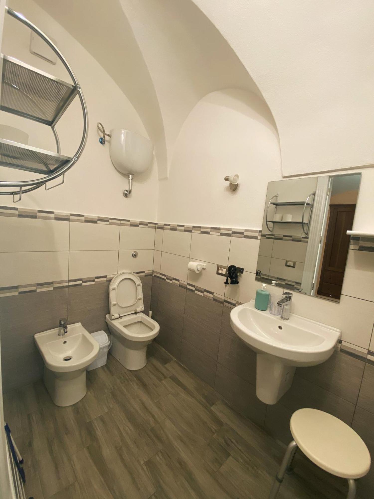 Hotel Tra I Due Ponti Bosa Exteriér fotografie